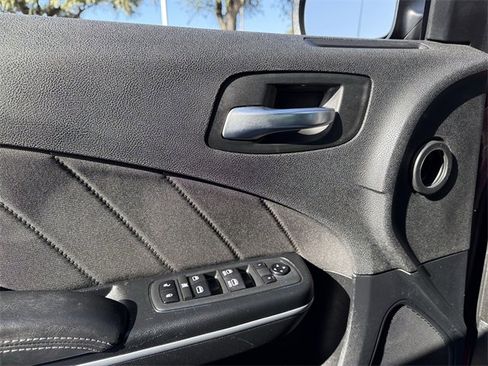 Used 2020 Dodge Charger SXT image 21