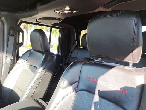 Used 2022 Jeep Gladiator Rubicon image 16