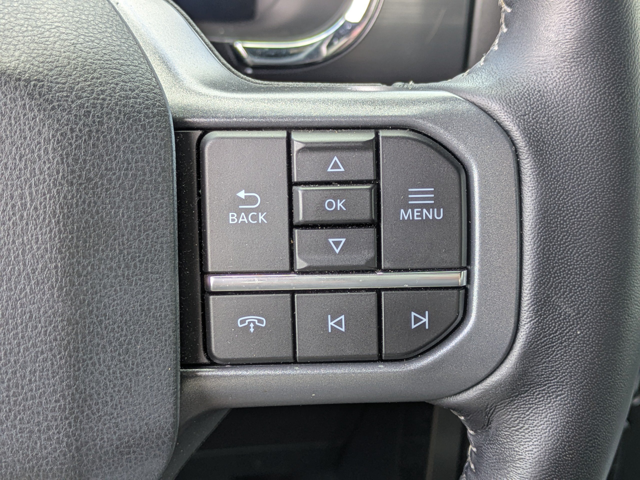 Used 2023 Ford F150 Lariat w/ Equipment Group 502A High AWD/4WD image 23