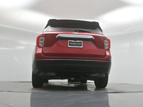 Used 2023 Ford Explorer XLT RWD image 47