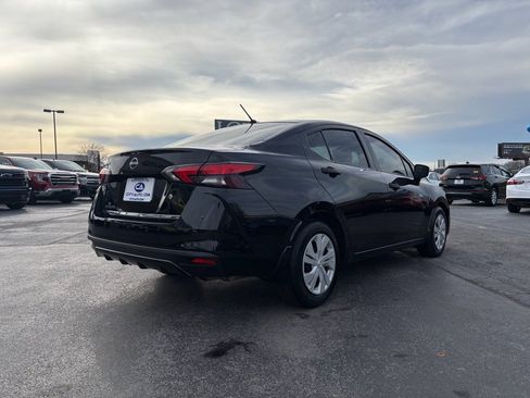 Used 2024 Nissan Versa S w/ Electronics Package image 6