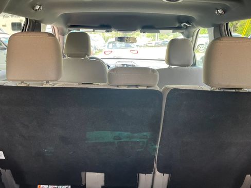 Used 2018 Ford Explorer FWD image 28