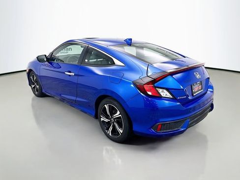 Used 2017 Honda Civic Touring image 6