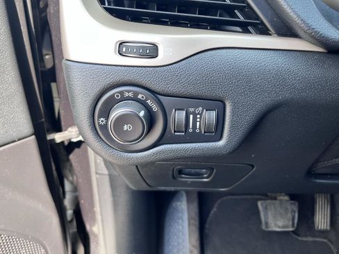 Used 2016 Jeep Cherokee Limited AWD/4WD image 29