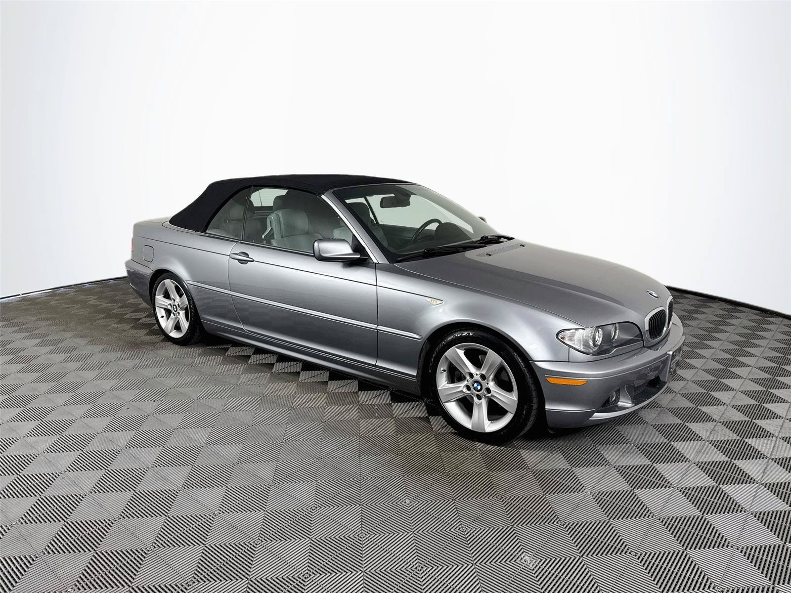 Used 2006 BMW 325Ci Convertible RWD image 3