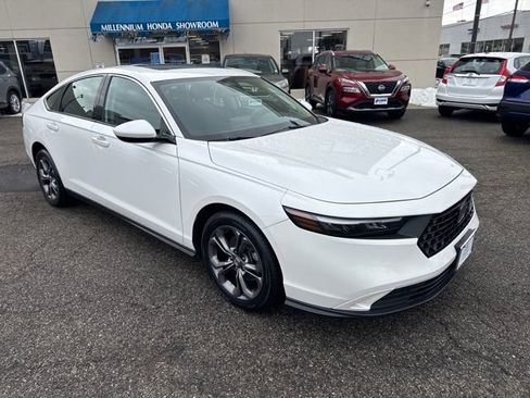 Used 2023 Honda Accord EX image 23