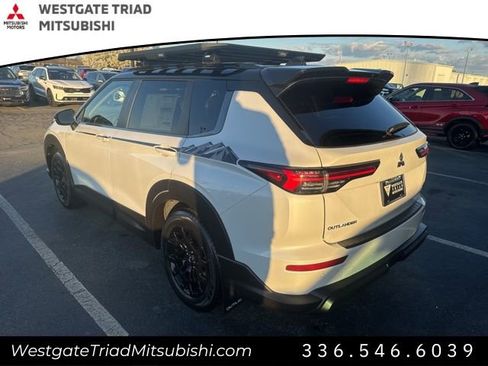 New 2026 Mitsubishi Outlander Trail Edition AWD/4WD image 9