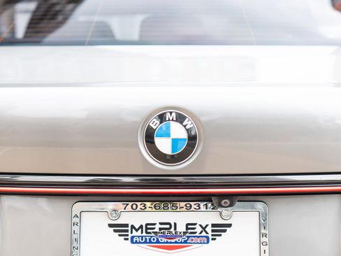 Used 2021 BMW 750i xDrive w/ M Sport Package AWD/4WD image 52