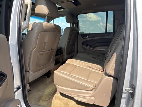 Used 2015 Chevrolet Suburban LTZ AWD/4WD image 36