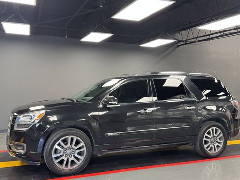 Used 2014 GMC Acadia Denali image 2