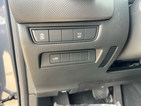 Used 2025 MAZDA CX-50 AWD 2.5 S w/ Premium Package image 13