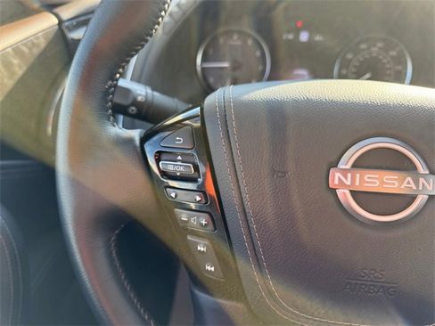 Used 2024 Nissan Armada Platinum image 31