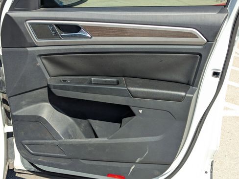 Used 2019 Volkswagen Atlas SEL image 29