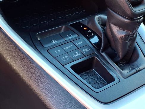 Certified 2025 Toyota RAV4 LE image 16