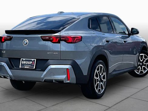 Used 2026 BMW X2 xDrive28i AWD/4WD image 12