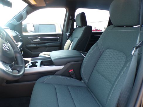 New 2026 RAM 1500 Big Horn AWD/4WD image 11