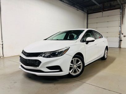 Used 2017 Chevrolet Cruze LT