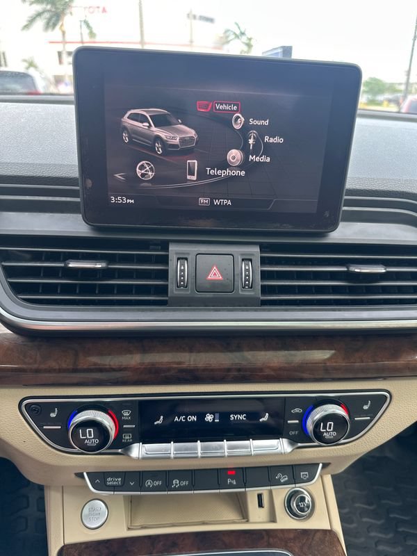 Used 2018 Audi Q5 2.0T Premium Plus w/ Premium Plus Package AWD/4WD image 20