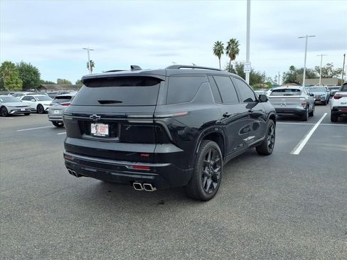 Used 2024 Chevrolet Traverse RS image 5