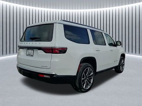 Used 2024 Jeep Wagoneer Series III w/ Premium Group I image 8