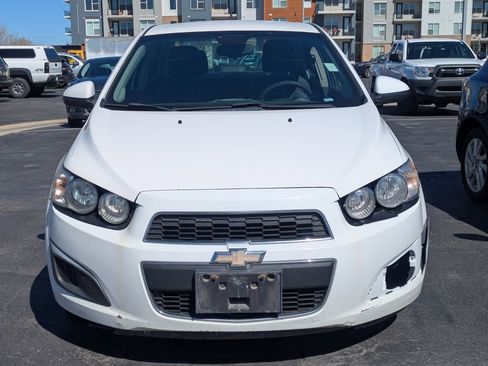 Used 2012 Chevrolet Sonic LT image 9