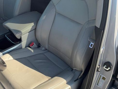 Used 2016 Acura MDX SH-AWD w/ Technology Package image 12