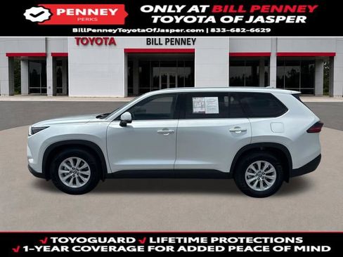 Used 2026 Toyota Grand Highlander FWD image 2