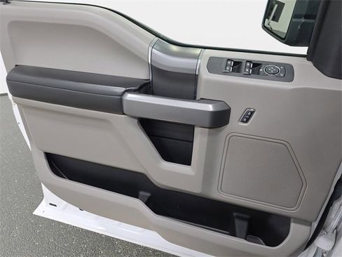 Used 2018 Ford F150 XLT w/ Equipment Group 302A Luxury image 27