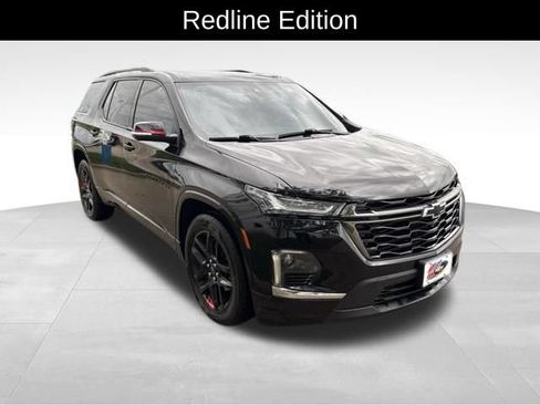 Certified 2023 Chevrolet Traverse Premier w/ Redline Edition AWD/4WD image 4