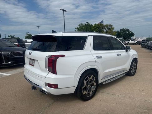 Used 2022 Hyundai Palisade Calligraphy FWD image 3