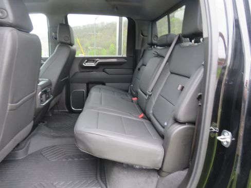 Used 2024 Chevrolet Silverado 2500 LTZ w/ LTZ Convenience Package AWD/4WD image 9