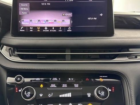 Certified 2025 INFINITI QX60 Pure image 17