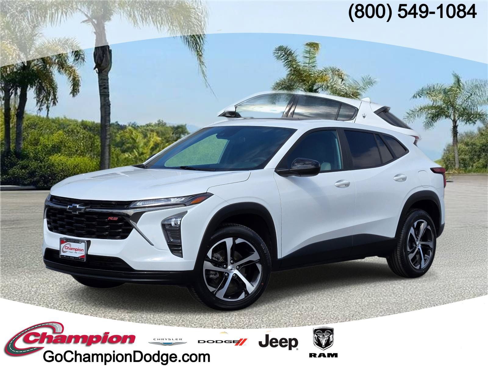 Used 2024 Chevrolet Trax RS w/ Sunroof Package FWD image 1