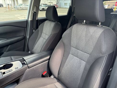 Used 2026 Nissan Rogue SV FWD image 36