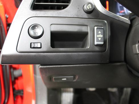 Used 2014 Chevrolet Corvette Stingray Convertible w/ Battery Protection Package image 7