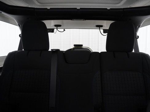 Used 2021 Jeep Wrangler Unlimited Islander image 35