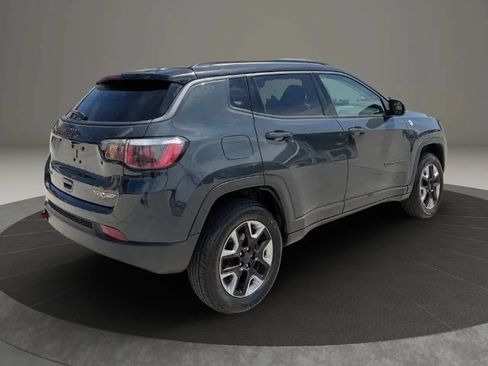 Used 2018 Jeep Compass Trailhawk w/ Cold Weather Group AWD/4WD image 7