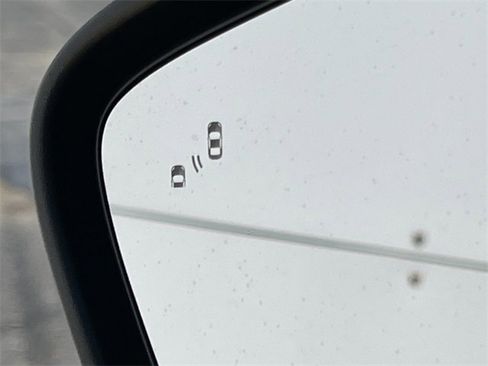 Used 2022 Ford Escape SE image 31