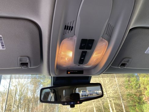 Used 2015 Chevrolet Equinox LT image 30