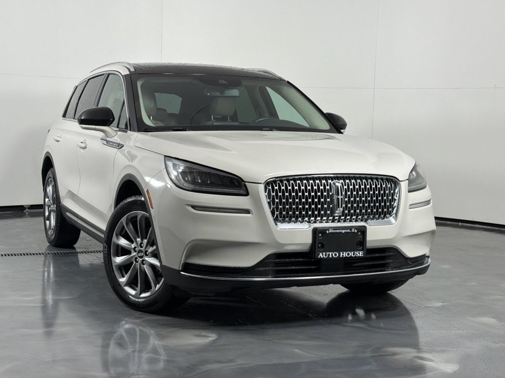 Used 2022 Lincoln Corsair AWD w/ Premium Package image 2