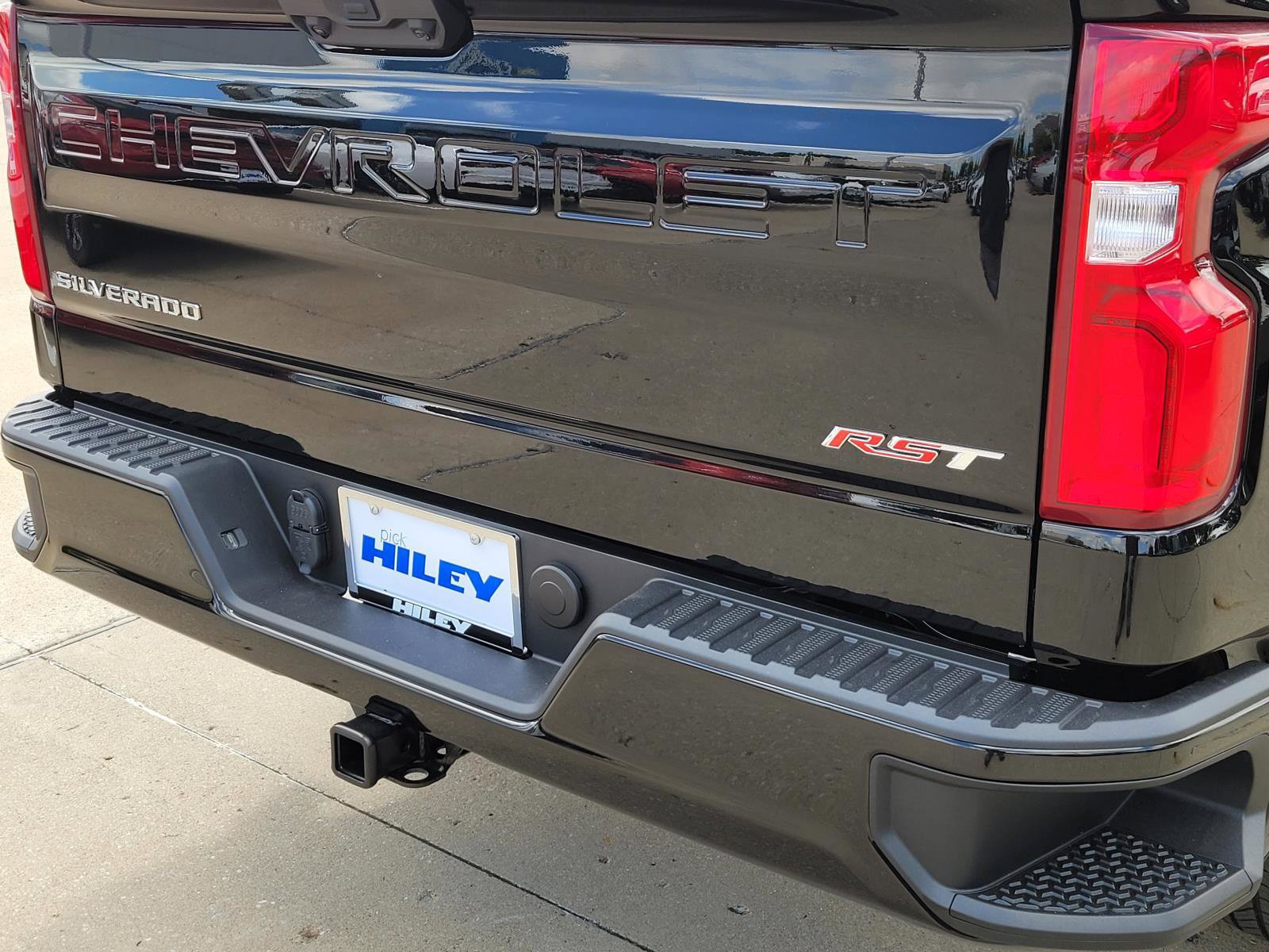 New 2026 Chevrolet Silverado 1500 RST w/ All Star Edition Plus RWD image 4