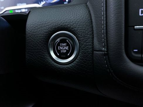 Used 2023 GMC Yukon Denali image 45