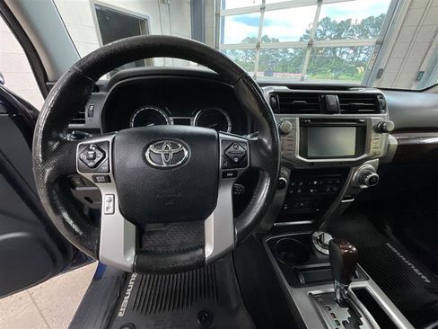 Used 2015 Toyota 4Runner Limited AWD/4WD image 15