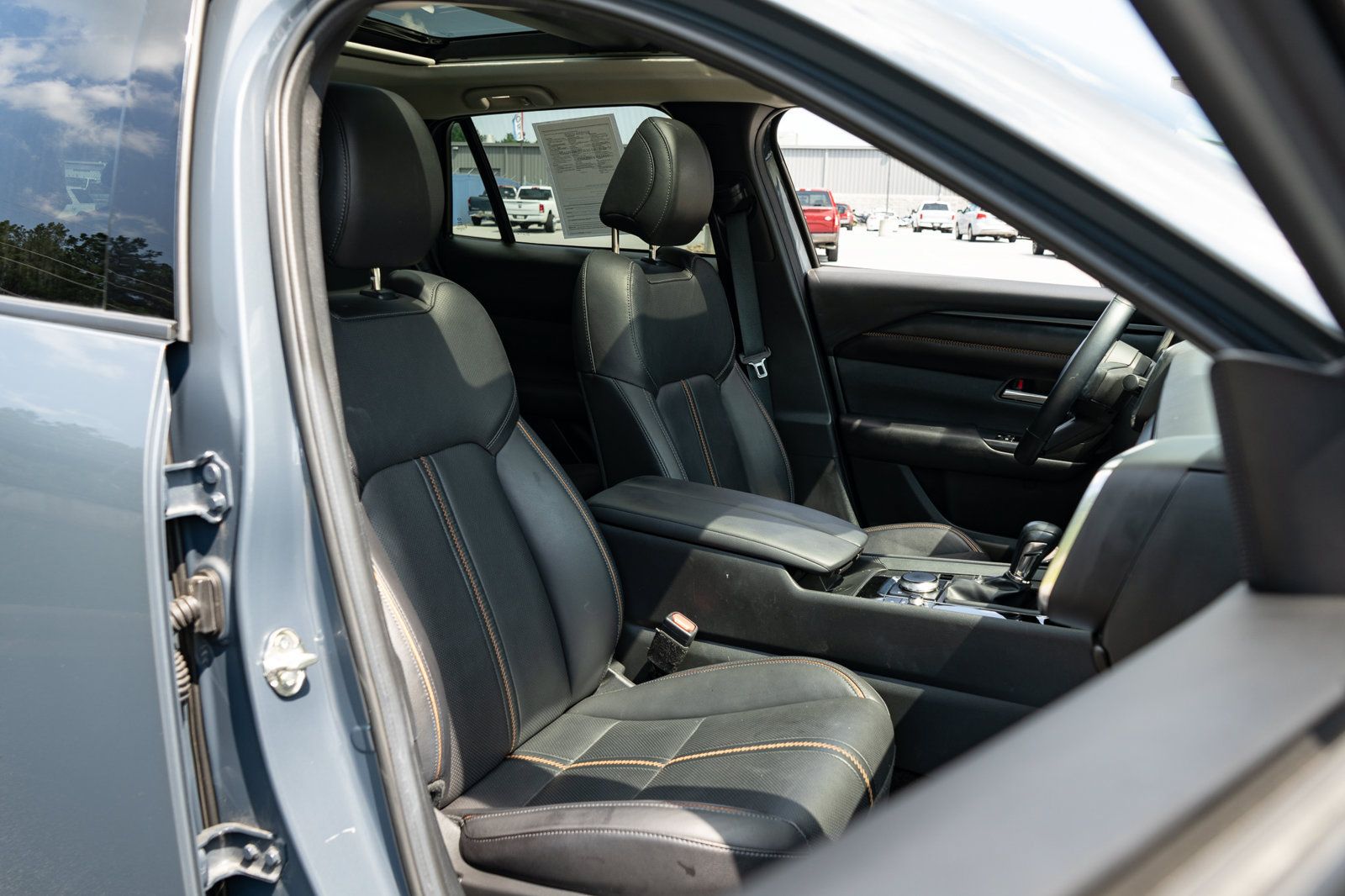 Used 2025 MAZDA CX-50 AWD 2.5 S w/ Premium Plus Pkg image 23