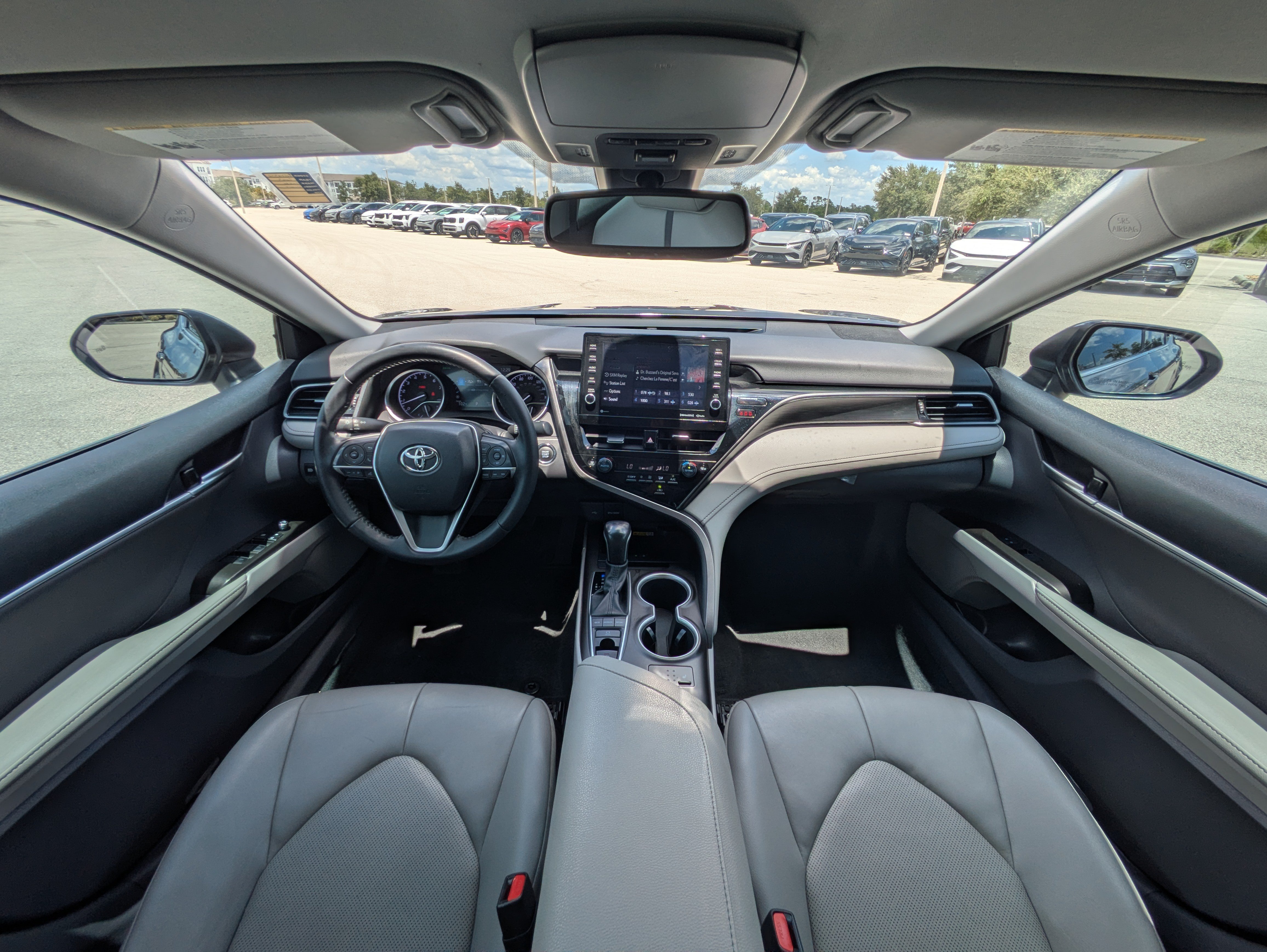 Used 2023 Toyota Camry XLE AWD/4WD image 31