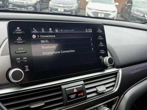Used 2019 Honda Accord Sport image 41