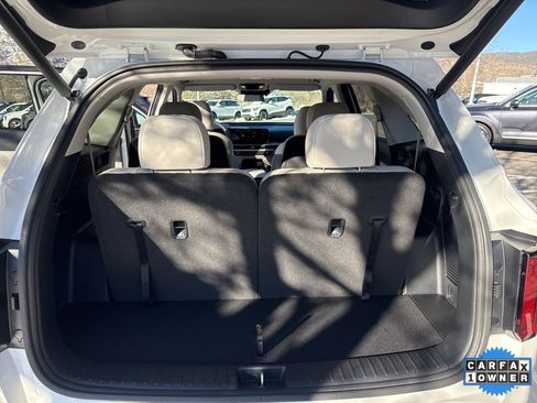 Certified 2025 Kia Sorento EX image 26