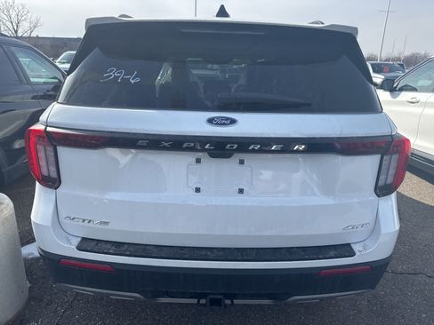 New 2026 Ford Explorer Active w/ Active Comfort Package AWD/4WD image 10