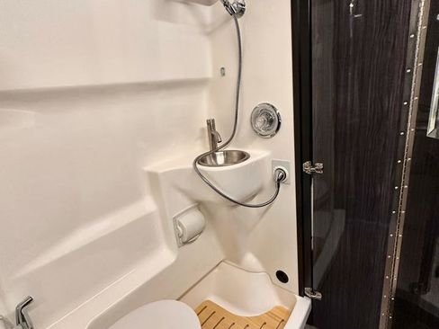 Used 2020 Mercedes-Benz Sprinter 3500 image 41