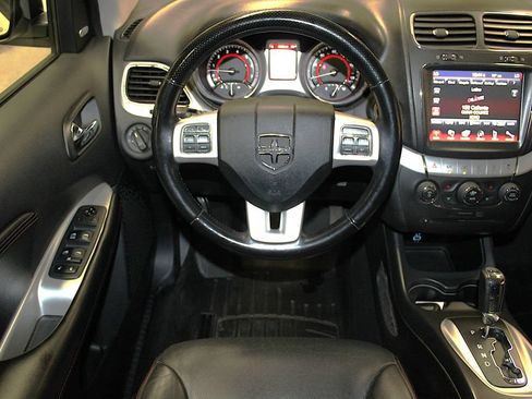 Used 2019 Dodge Journey GT AWD/4WD image 13